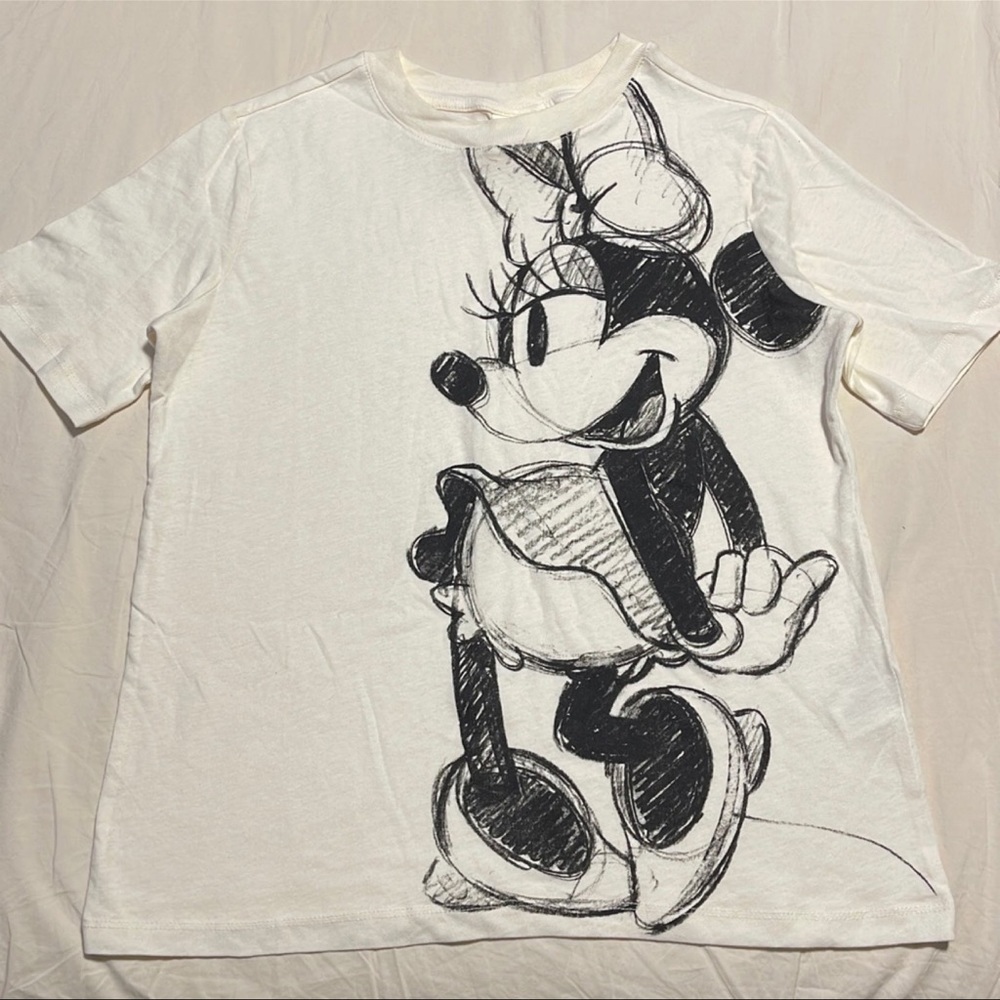 H&M Disney Minnie Mouse t shirt NWOT